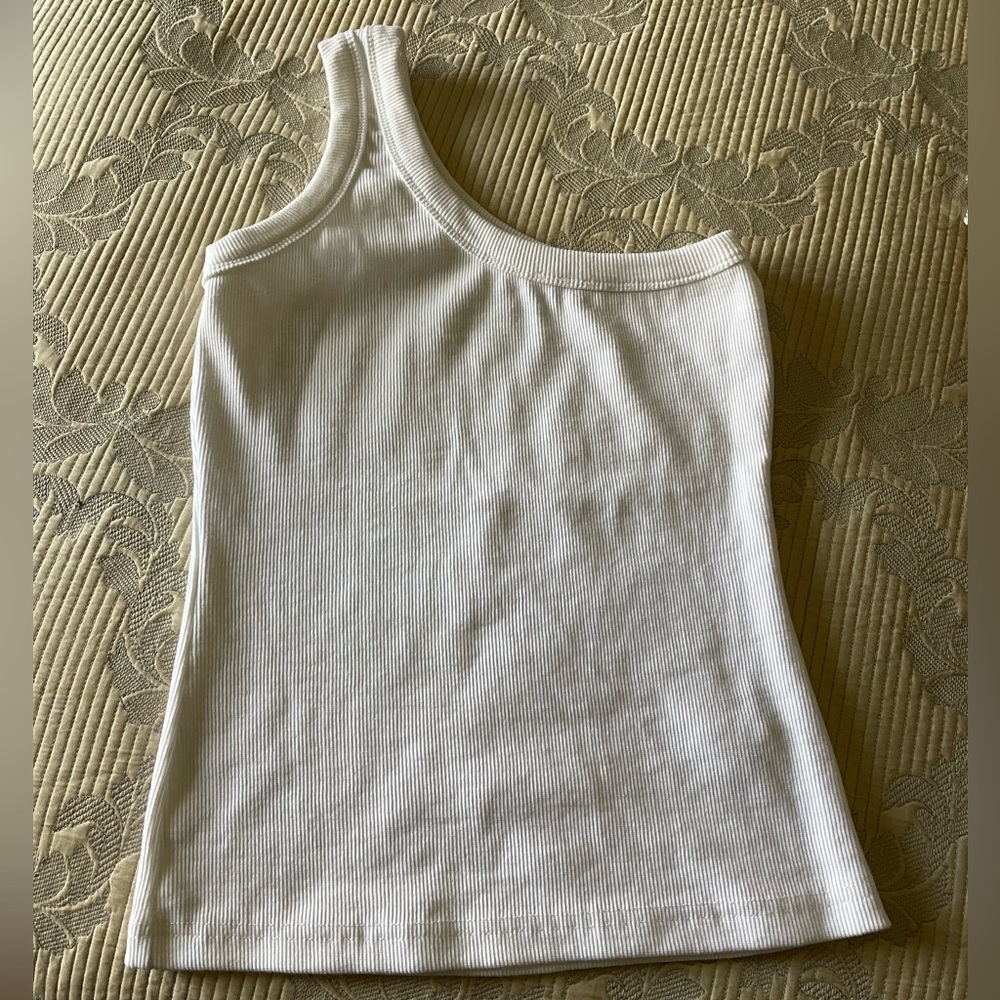 Missguided One-Shoulder Ribbed Tank - Picture 1 of 5